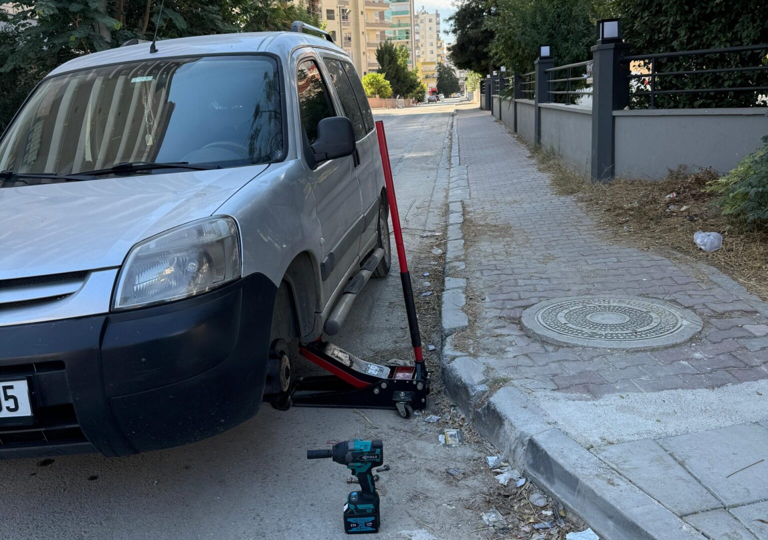 Gök-Las Lastikçilik - Lastik Hizmeti 1